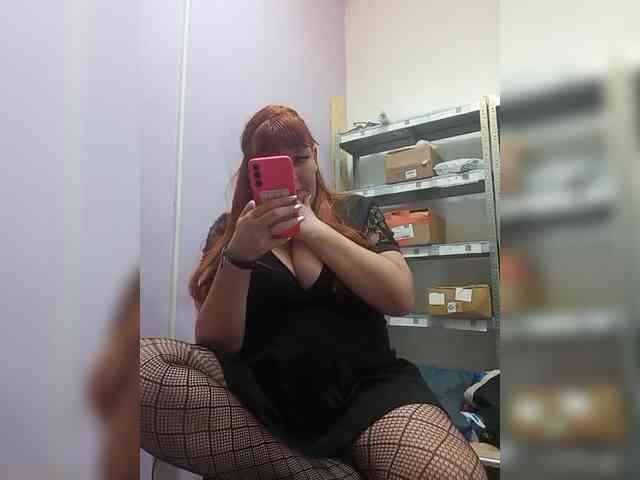 MiaLovely webcam
