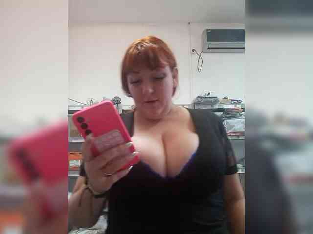 MiaLovely webcam