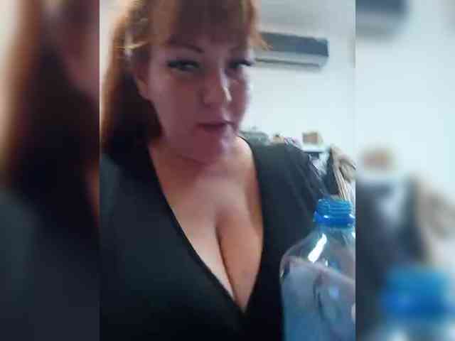 MiaLovely webcam
