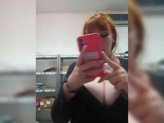 MiaLovely webcam