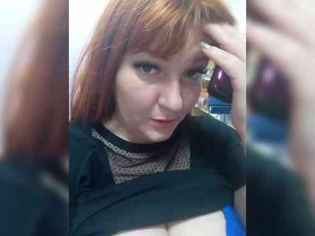 MiaLovely webcam