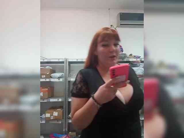 MiaLovely webcam