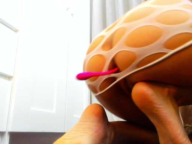 Anyssia's BongaCams show and profile