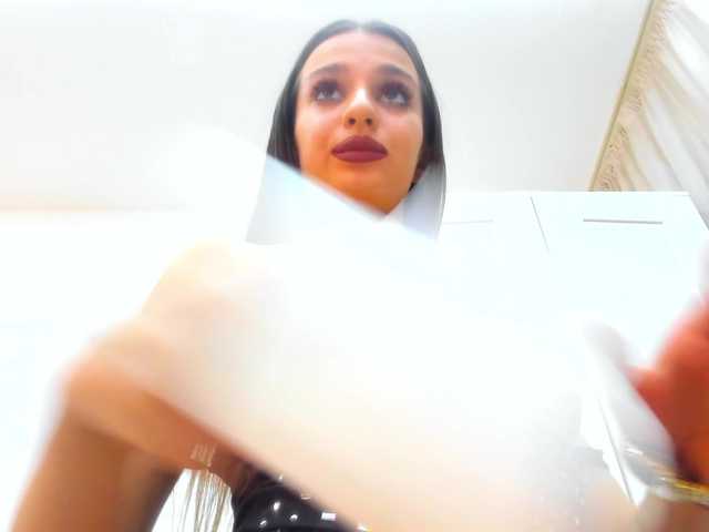 Anyssia's BongaCams show and profile