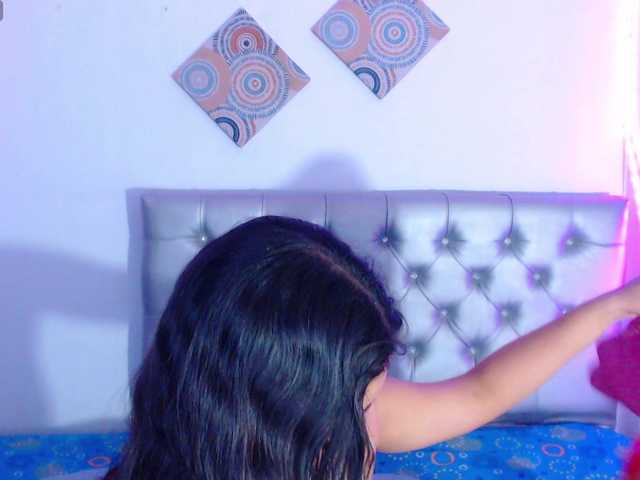 colombianmilf's BongaCams show and profile