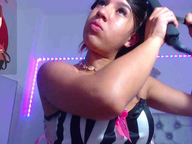 colombianmilf webcam