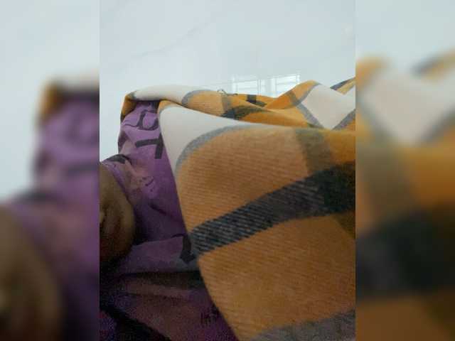 Lovefeetnude-1's BongaCams show and profile