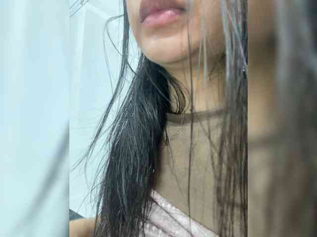 Lovefeetnude-1 webcam