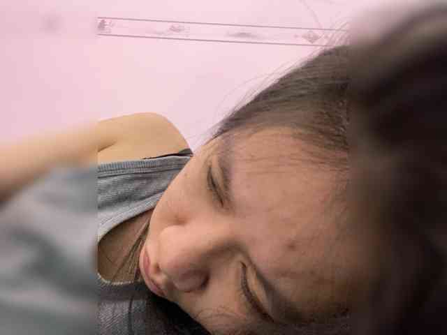 Lovefeetnude-1 webcam