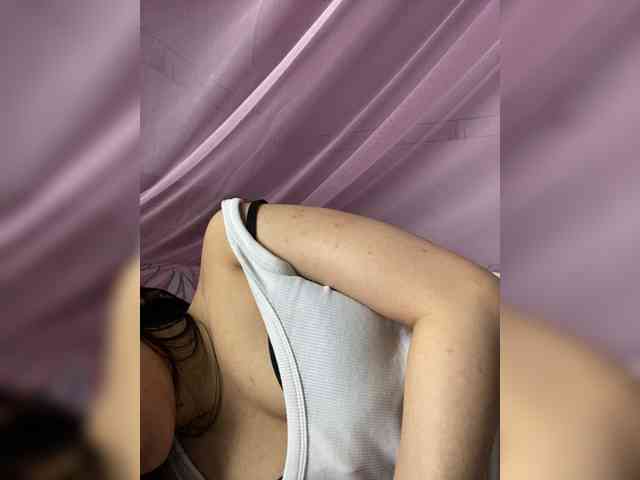 Lovefeetnude-1 webcam