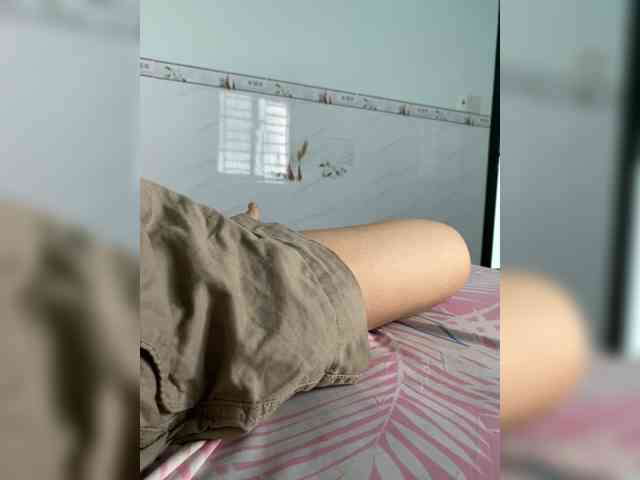 Lovefeetnude-1 webcam