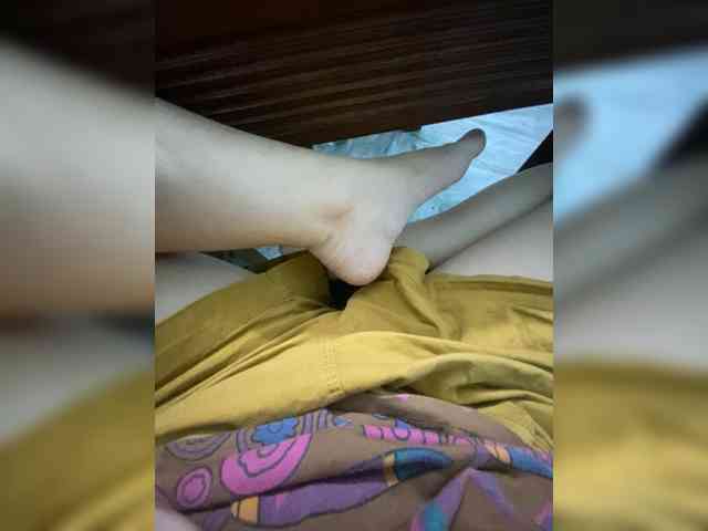 Lovefeetnude-1 webcam