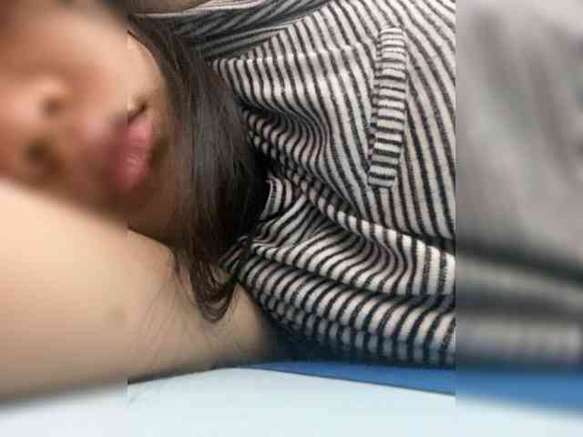 Lovefeetnude-1 webcam