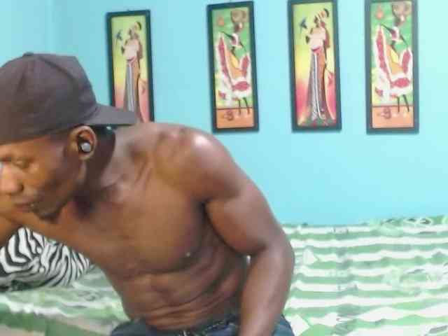 Elmiltonnjakeeso Elmiltonnjakeeso