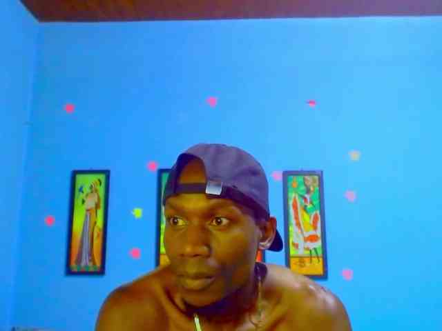 Elmiltonnjakeeso Live Webcam on BongaCams