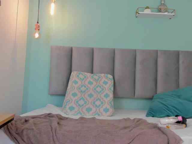 genesis44u Live Webcam on BongaCams