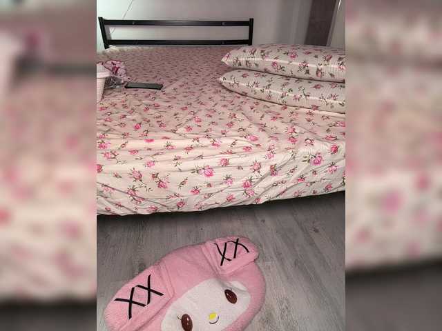 LuxBby's BongaCams show and profile