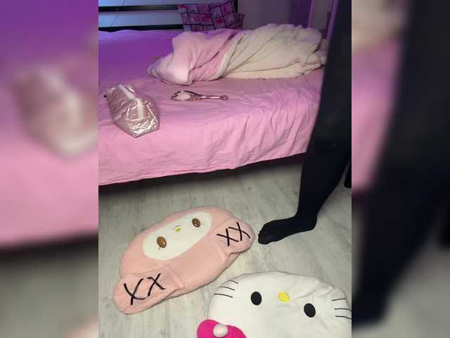 LuxBby's BongaCams show and profile