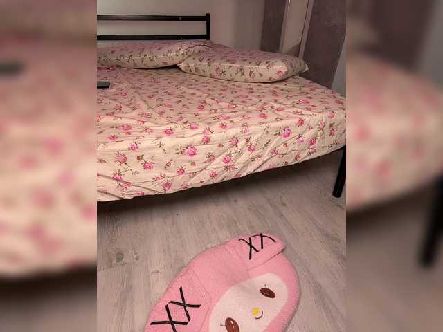 LuxBby's BongaCams show and profile