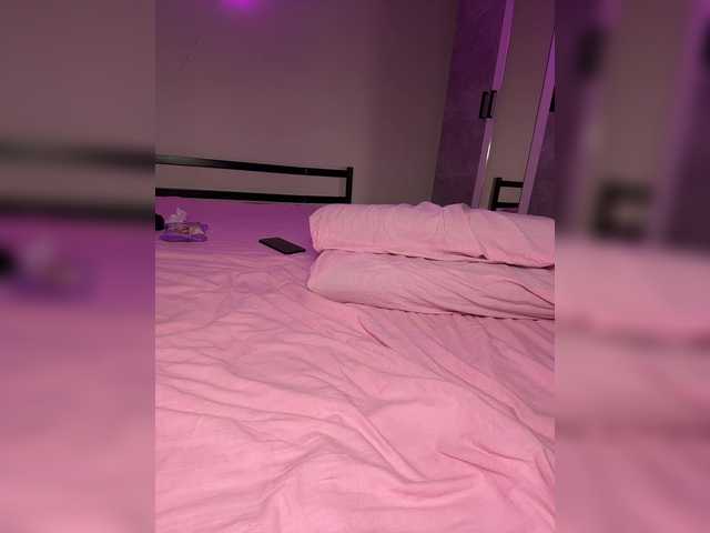 LuxBby's BongaCams show and profile