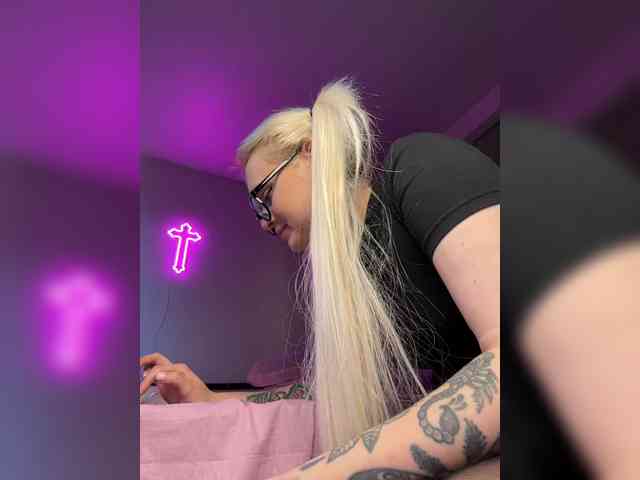 LuxBby webcam
