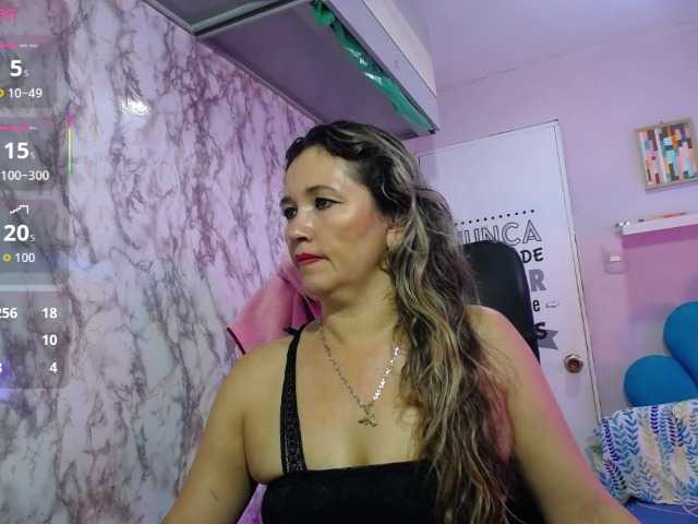 noelia-milf19's BongaCams show and profile