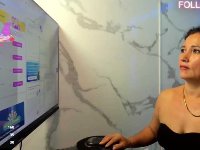  noelia-milf19 chat room