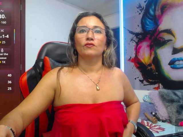 noelia-milf19's BongaCams show and profile