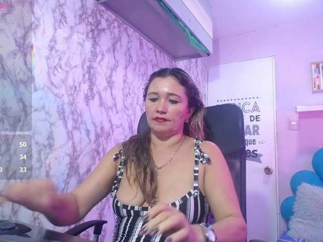 noelia-milf19's BongaCams show and profile