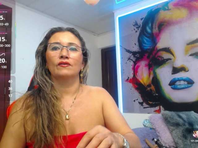 noelia-milf19's BongaCams show and profile