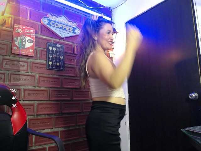 noelia-milf19's BongaCams show and profile