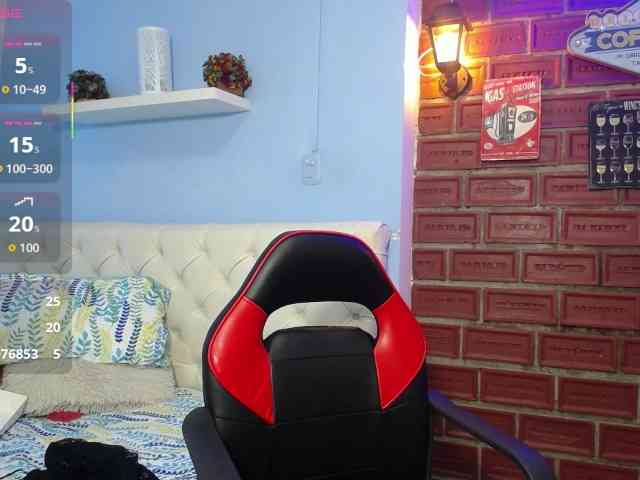 noelia-milf19 webcam