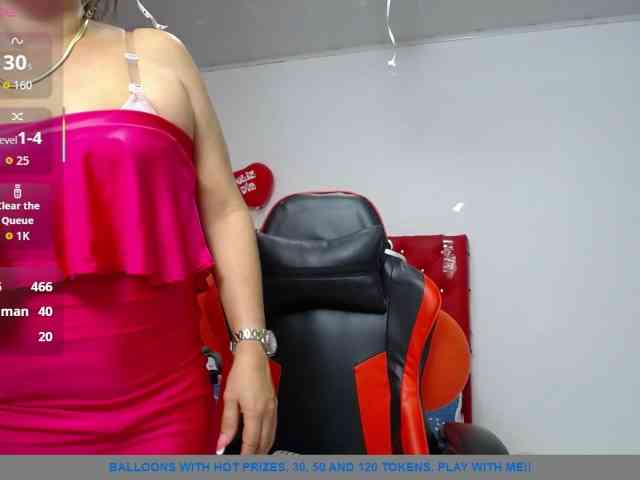 noelia-milf19 webcam