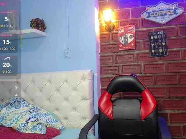 noelia-milf19 webcam