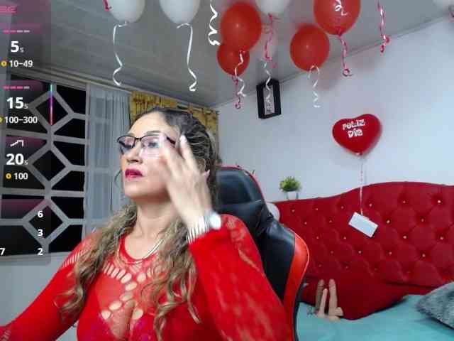 noelia-milf19 webcam