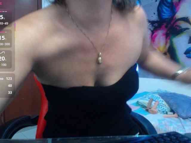 noelia-milf19 webcam