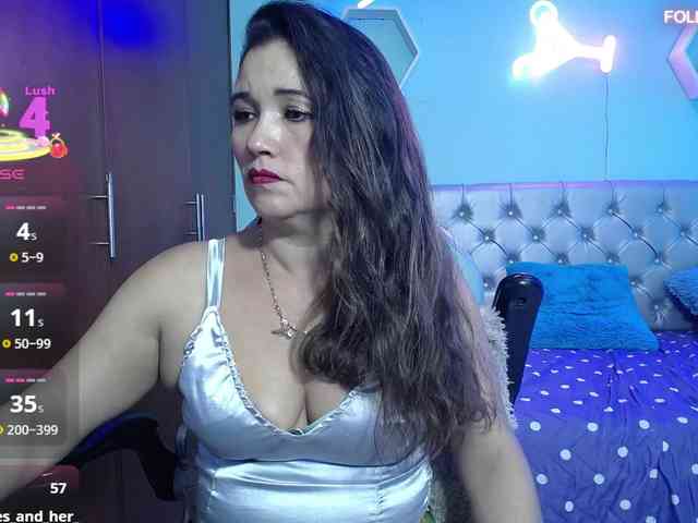 noelia-milf19 bongacams
