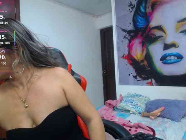 noelia-milf19 webcam