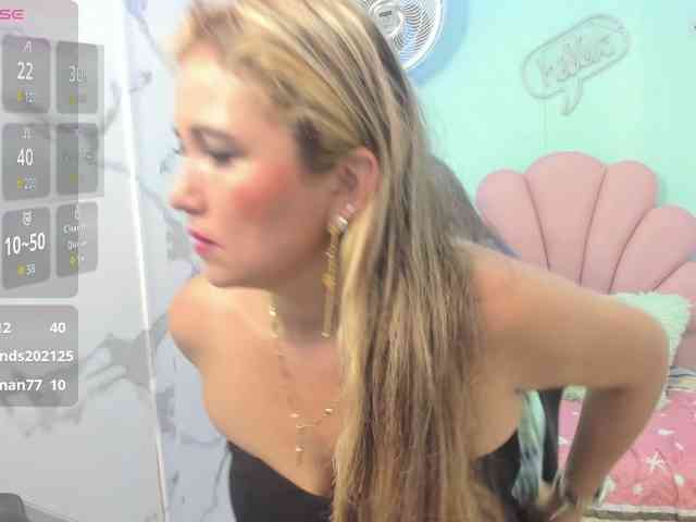 noelia-milf19 webcam