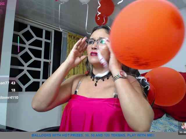 noelia-milf19 webcam