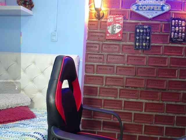 noelia-milf19 webcam