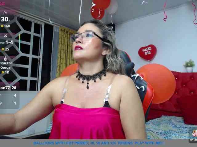 noelia-milf19 webcam