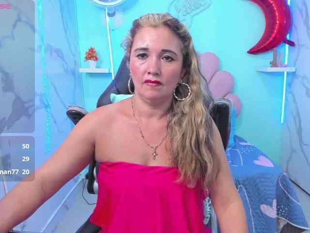 noelia-milf19 webcam