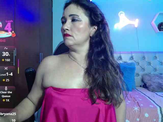 noelia-milf19 webcam