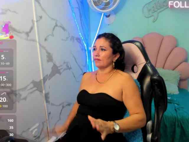 noelia-milf19 webcam