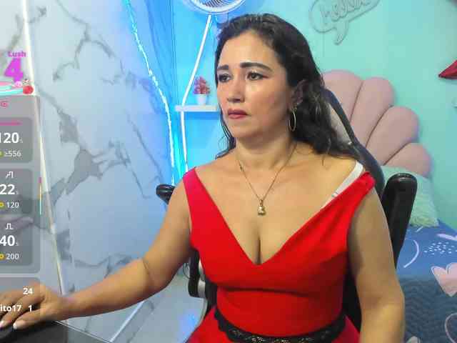 noelia-milf19 webcam