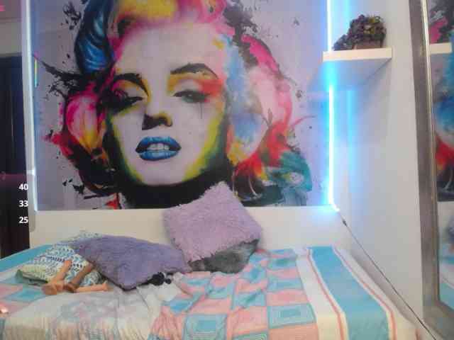 noelia-milf19 webcam