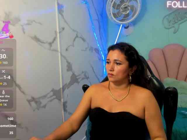 noelia-milf19 webcam