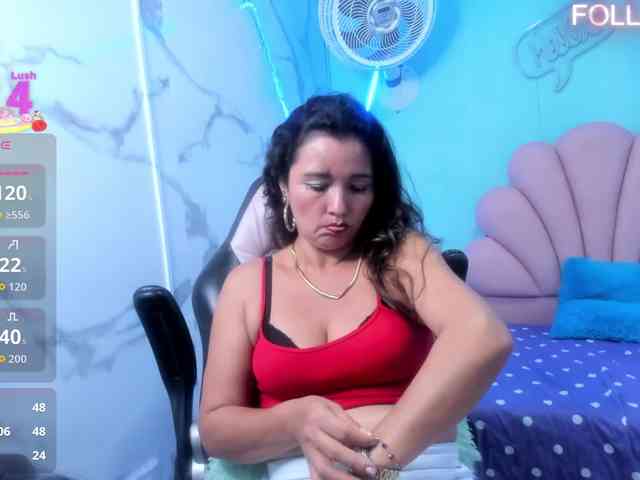 noelia-milf19 webcam