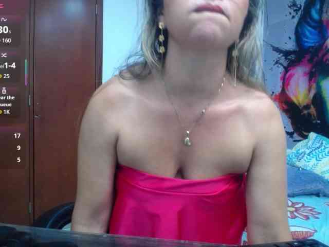 noelia-milf19 webcam